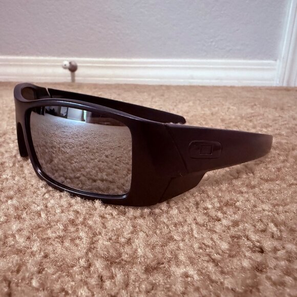 ✨NEW✨ ( OO9014 ) Oakley Gascan Black Matte Frame Chrome Iridium Lens - Picture 2 of 11